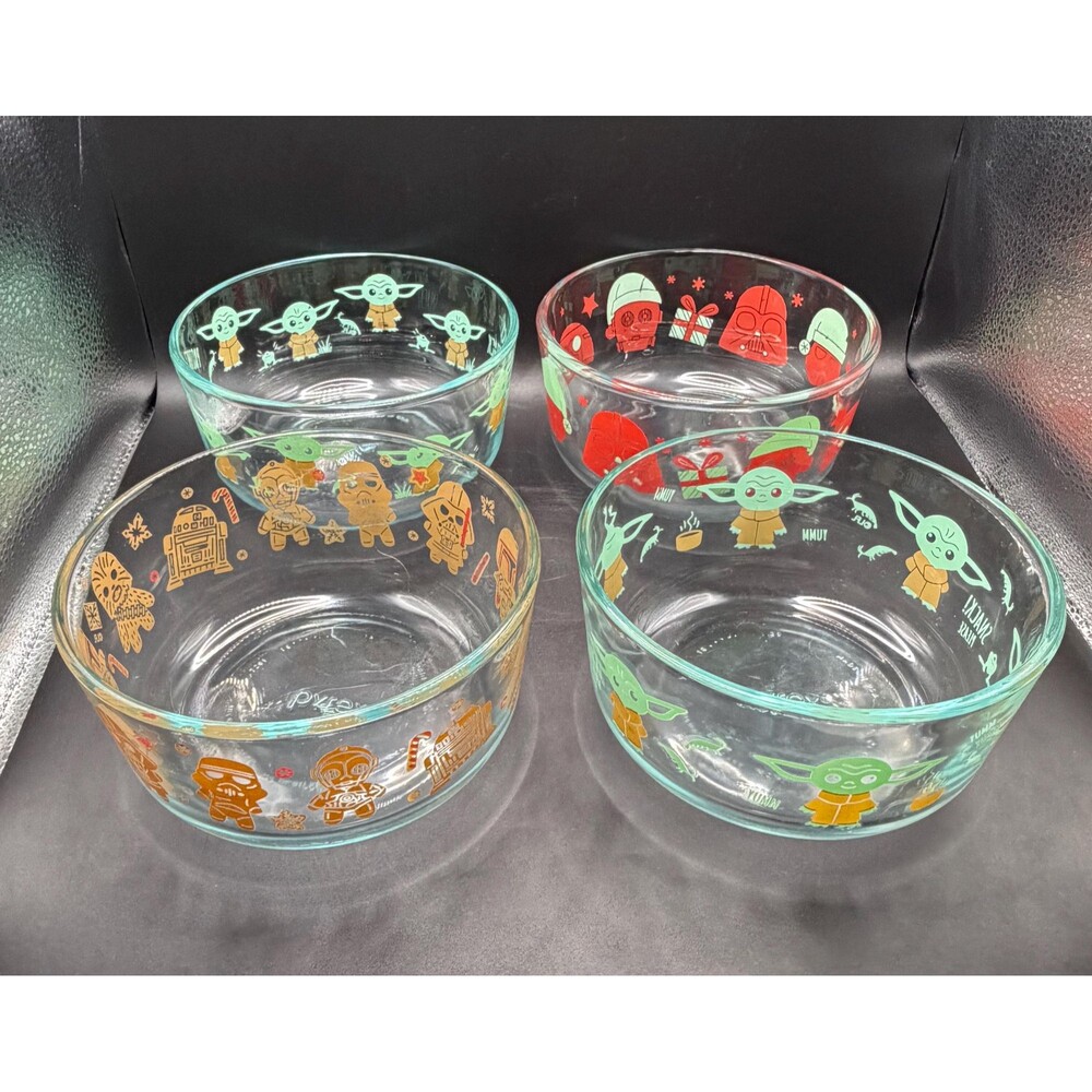 Pyrex 7201 (4-cup / 1-quart) Star Wars Holiday storage bowlsStar Wars Holiday Gl